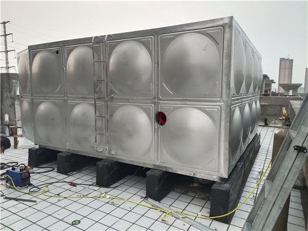 洛陽新區(qū)三院生活活水箱